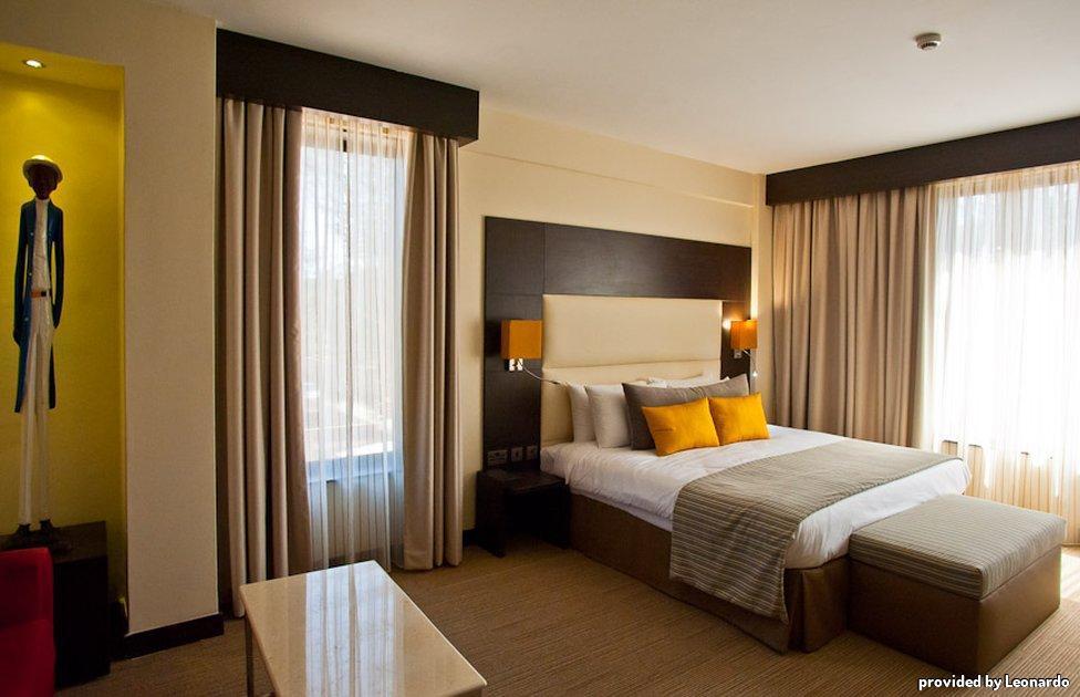 Four Points By Sheraton Nairobi Hurlingham Extérieur photo