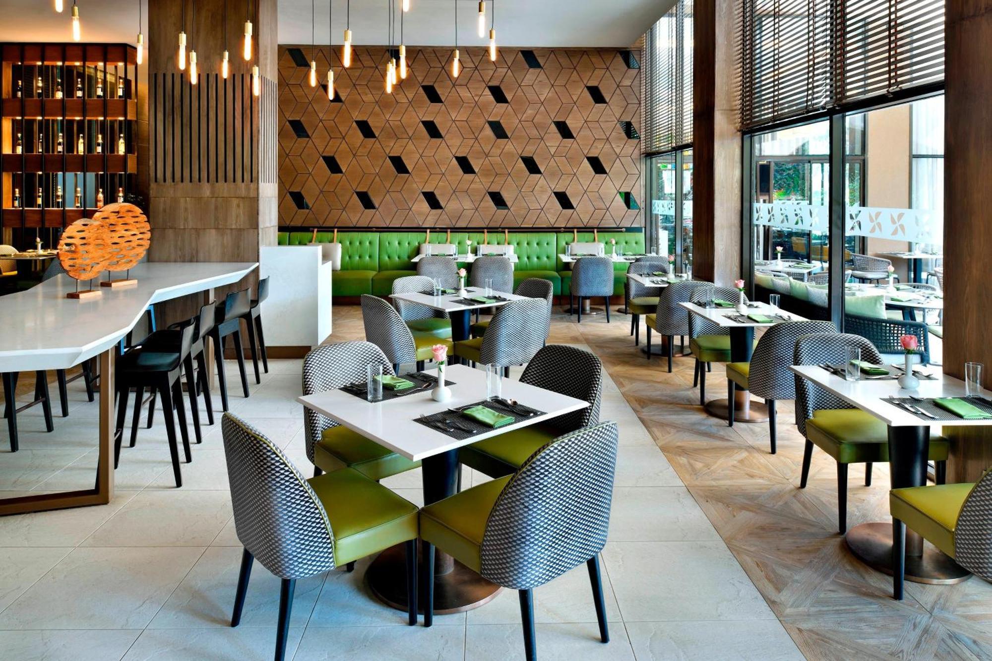 Four Points By Sheraton Nairobi Hurlingham Extérieur photo