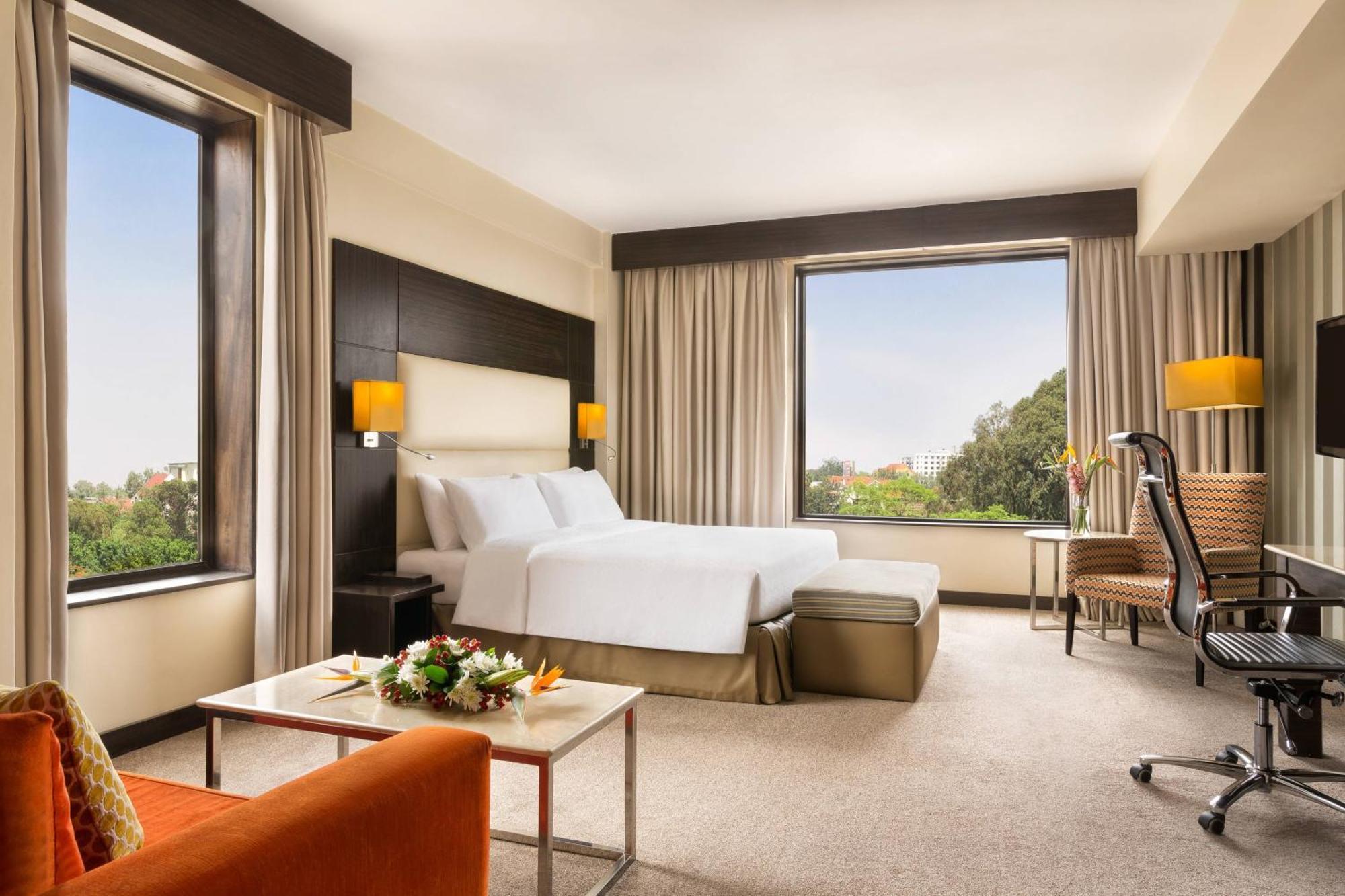 Four Points By Sheraton Nairobi Hurlingham Extérieur photo