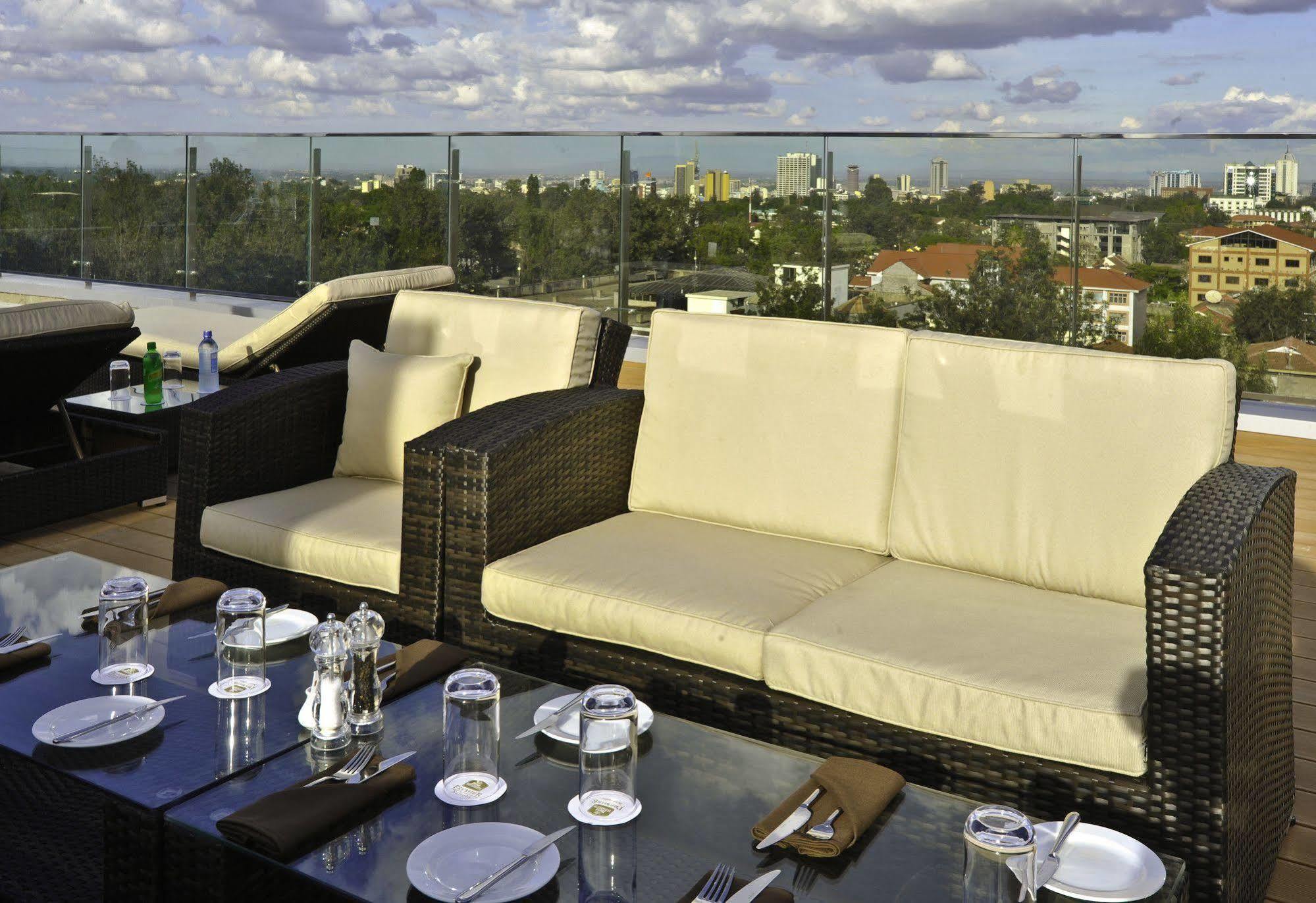 Four Points By Sheraton Nairobi Hurlingham Extérieur photo