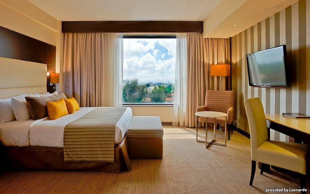 Four Points By Sheraton Nairobi Hurlingham Extérieur photo